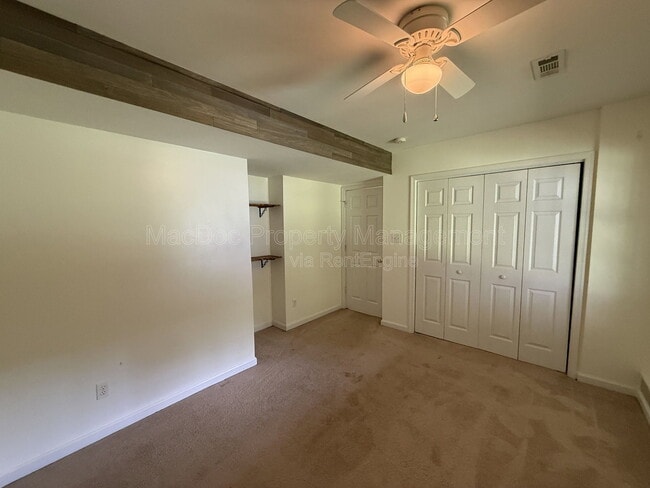 Building Photo - 17493 American Way