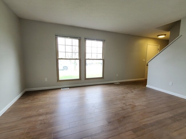 Building Photo - Renovated 4 bed in Westerville!
