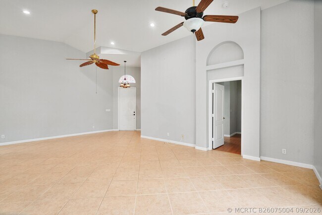 Building Photo - 6020 Spring Lake Terrace