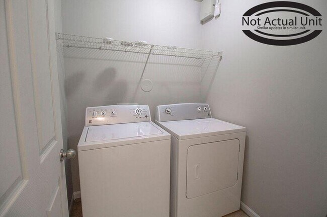 Building Photo - 1524 Bodie Dr