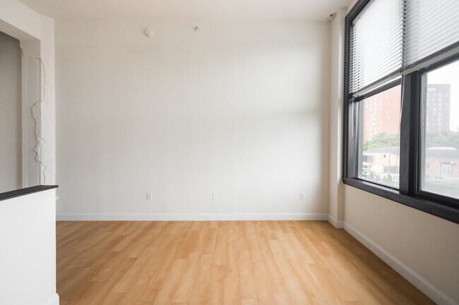 Building Photo - 4600 Woodward Ave