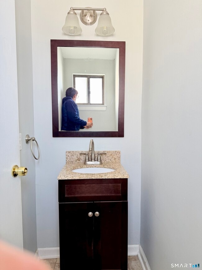 Building Photo - 163 Monticello Dr