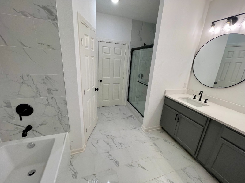 Building Photo - 17562 Highland Cir