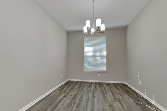 Building Photo - 9615 Winter Run Dr