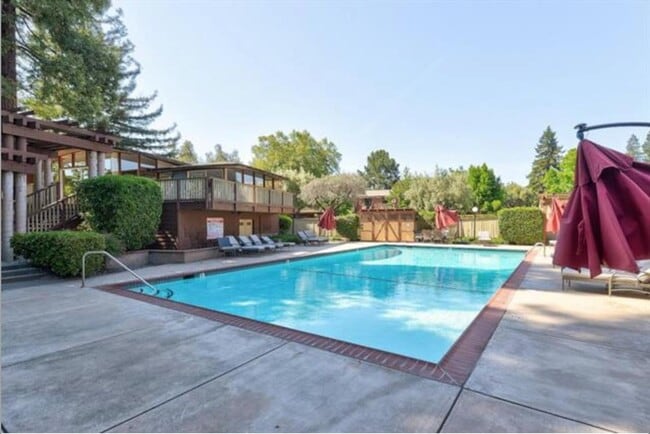 Building Photo - 1-Bedroom Unit with Parking in Mountain View, CA!