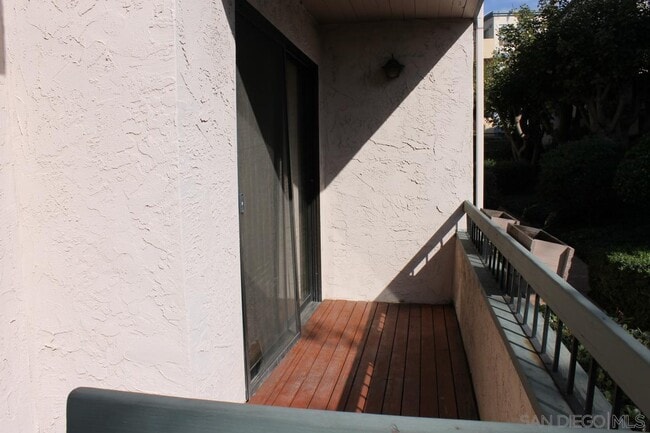 Building Photo - 3893 California St
