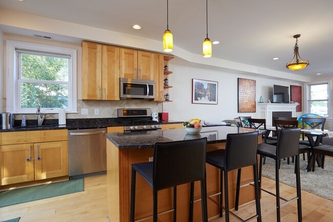 Building Photo - Petworth Stunner with Garage