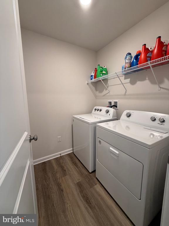 Building Photo - 115 Grasmere St