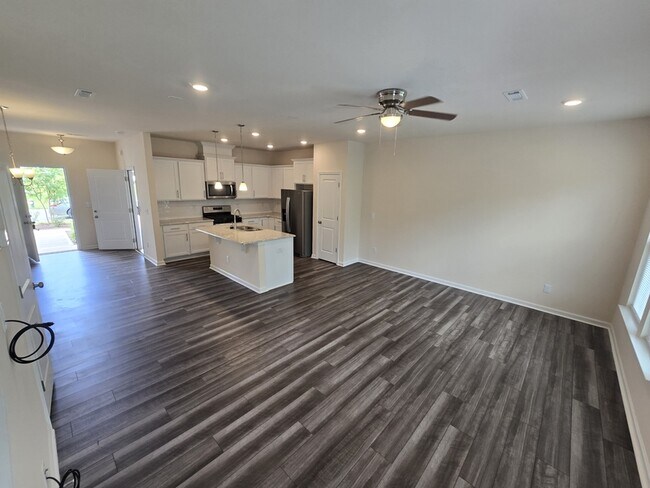 Building Photo - 4028 Beckton Trl