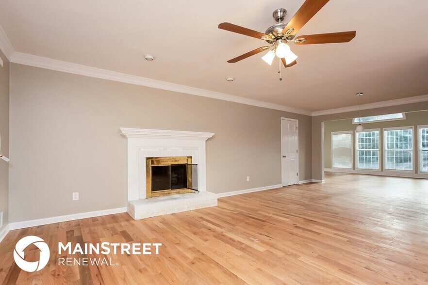 Building Photo - 2073 Shillingwood Dr NW
