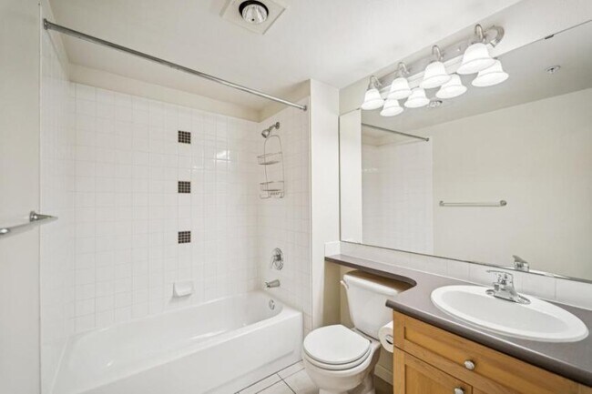 Building Photo - 0 bedroom in Seattle WA 98107