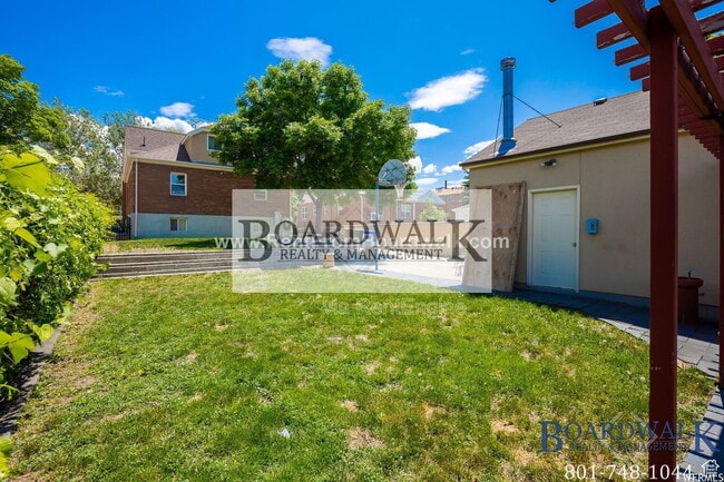 Building Photo - 738 S 1300 E