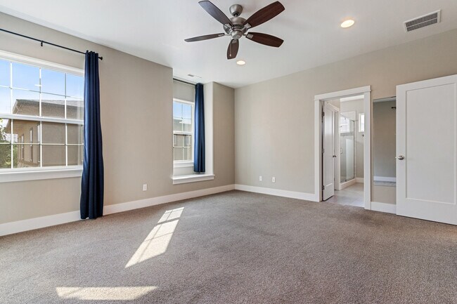 Building Photo - 3846 S Caddis Pl