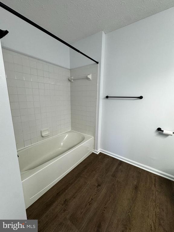 Building Photo - 6413 Weatherby Ct