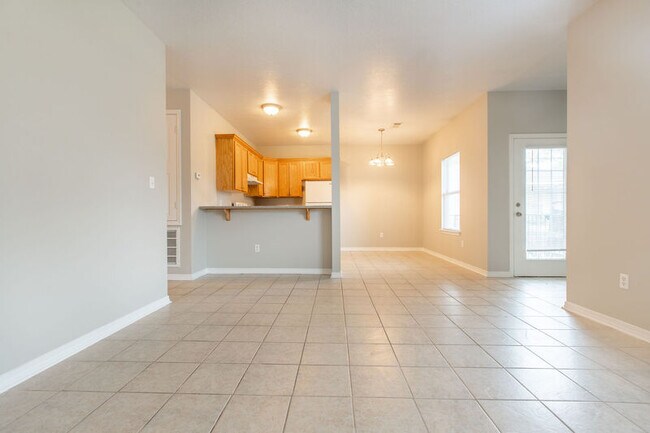 Building Photo - 9435 Bonanza Ln W