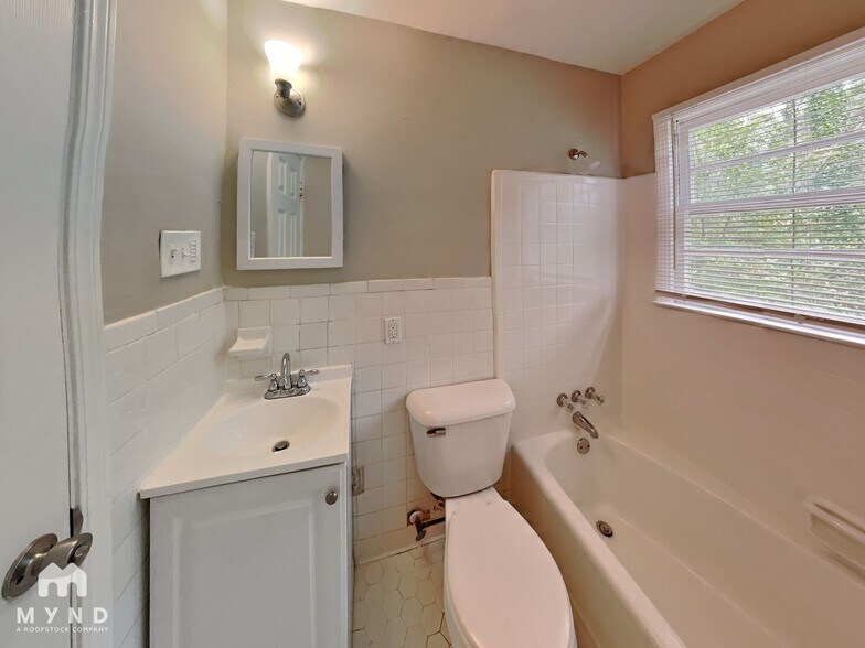 Building Photo - 5730 Deerfield Trail