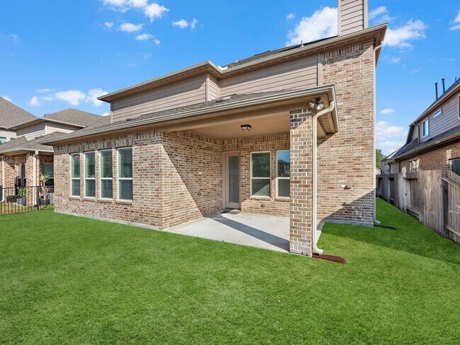 Building Photo - 2024 Arrowood Glen Dr