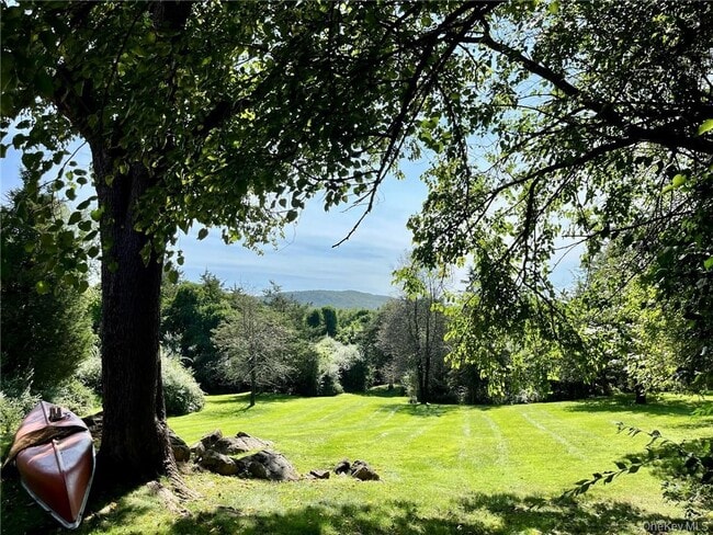 Building Photo - 47 Onderdonk Rd