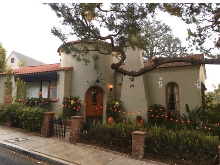 Front of House - 2272 Silver Ridge Ave