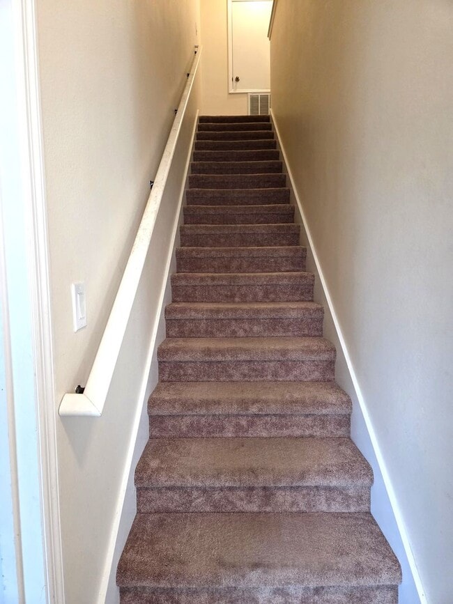 Building Photo - Adjacent to Waterfront Park