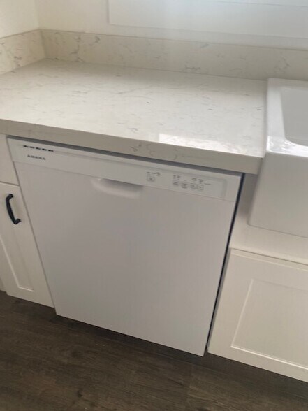 New dishwasher - 1116 Dean Ave