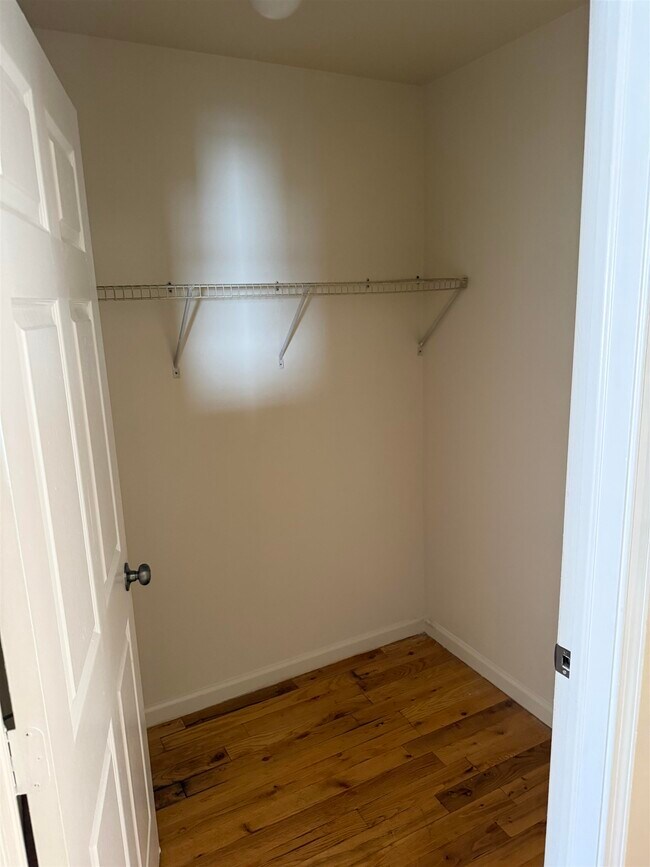 Building Photo - 99 Bidwell Ave