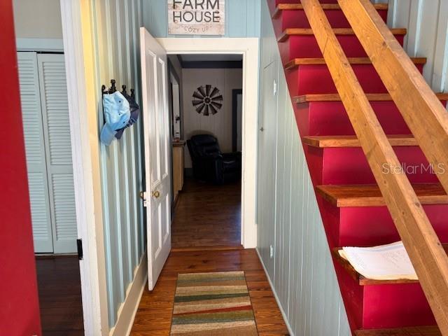 Building Photo - 1905 Myrtle Lake Ave