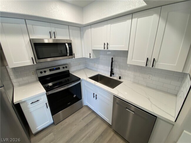 Building Photo - 8410 Eldora Ave