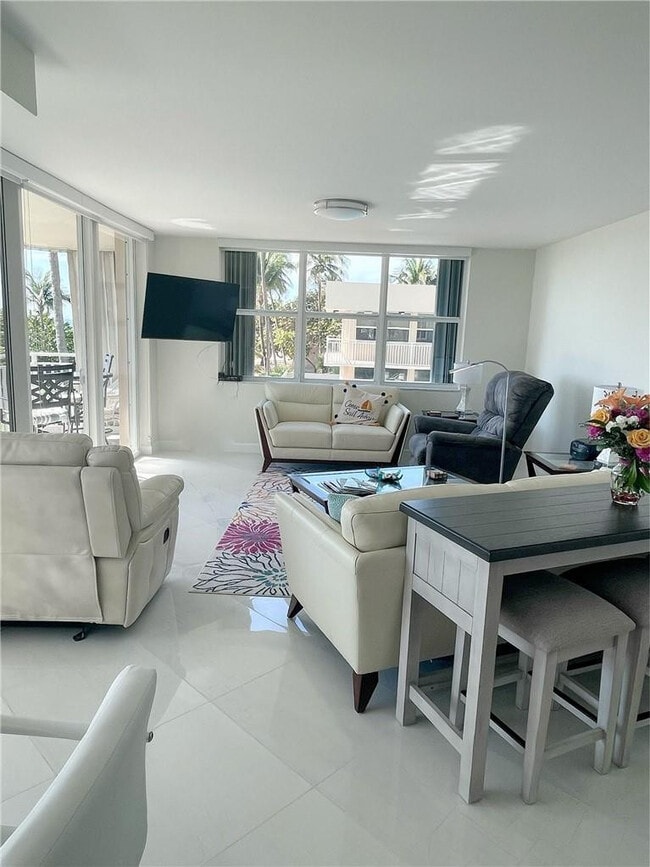 Building Photo - 5200 N Ocean Blvd