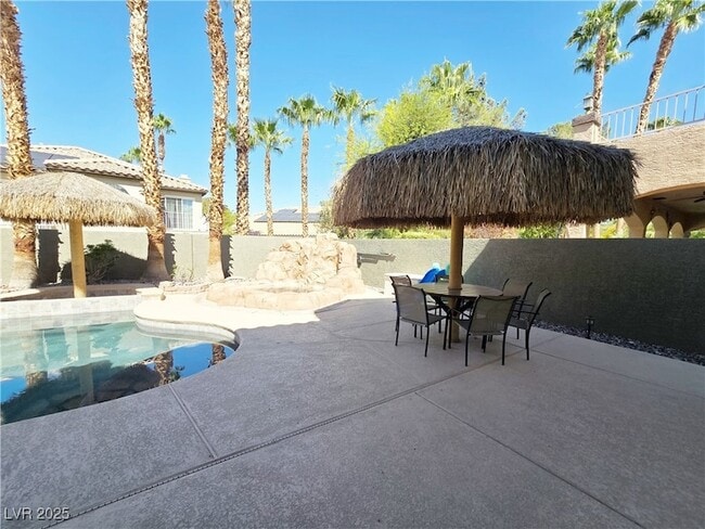 Building Photo - 2522 Furnace Creek Ave