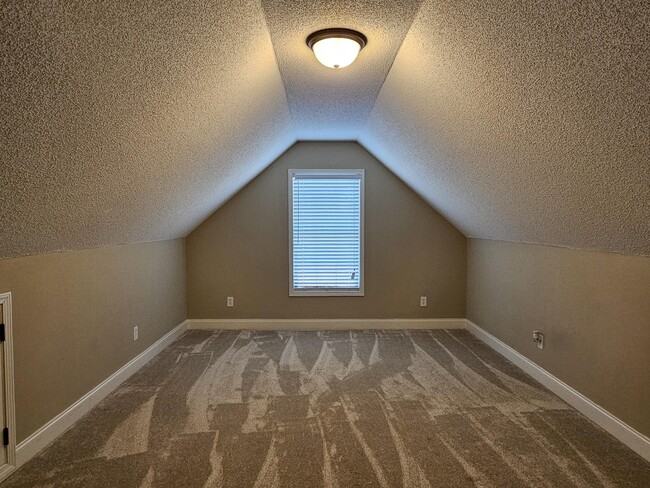 Building Photo - 1155 Raccoon Rd