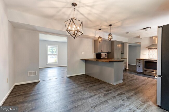 Building Photo - 1099 Snow Hill Ln