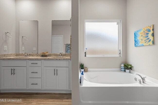 Building Photo - 11672 Talla Dr