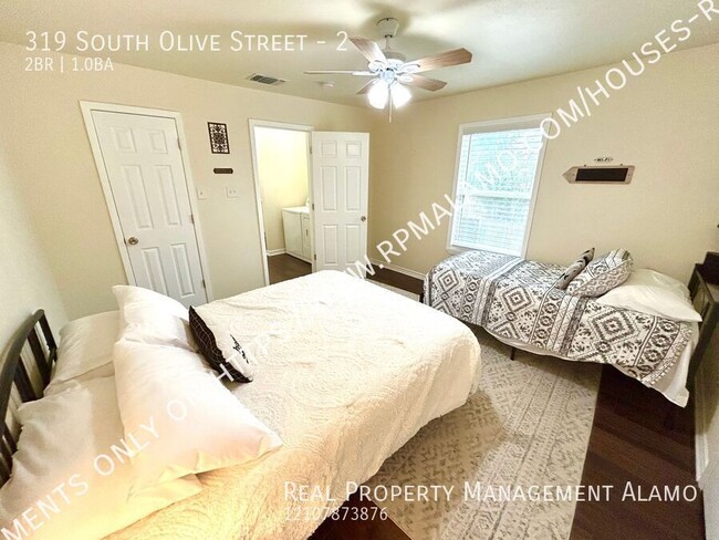 Building Photo - AVAILABLE NOW! FULLY FURNISHED 2 Bedroom /...