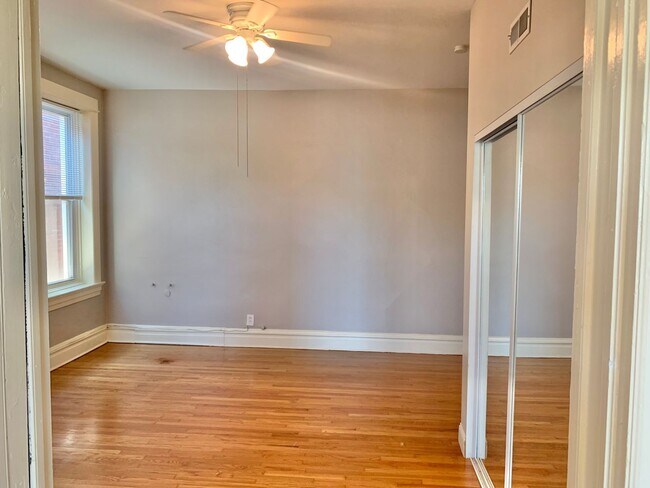 Building Photo - 3524 Juniata St