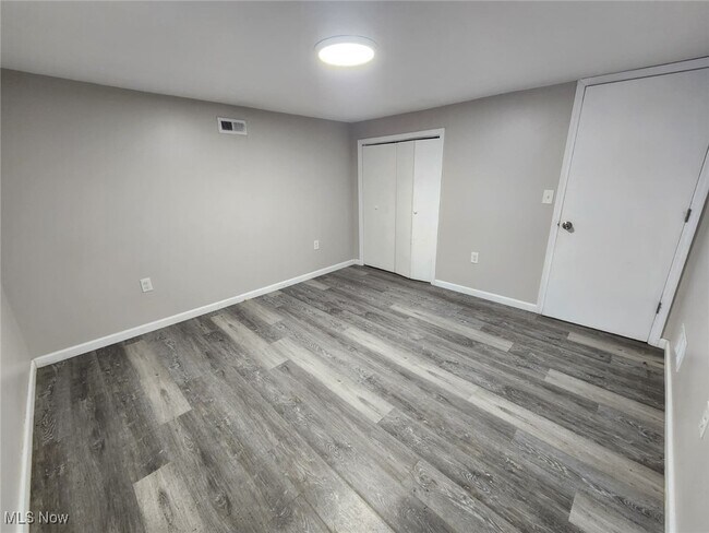 Building Photo - 23405 Ranch Rd