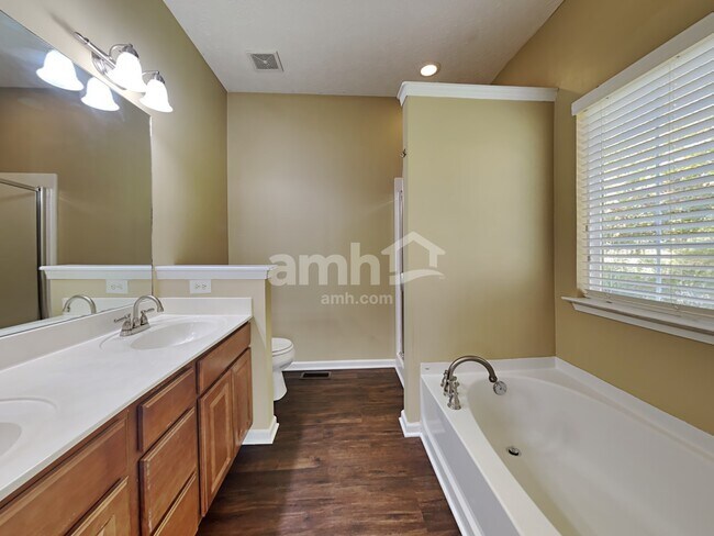 Building Photo - 4108 Barnes Cove Ct