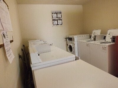 Building Photo - 1700 Grand Prix Dr