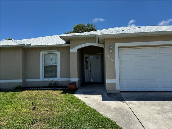 Building Photo - 1489 Whitmore St