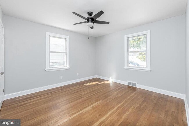 Building Photo - 534 Blanchard Ave