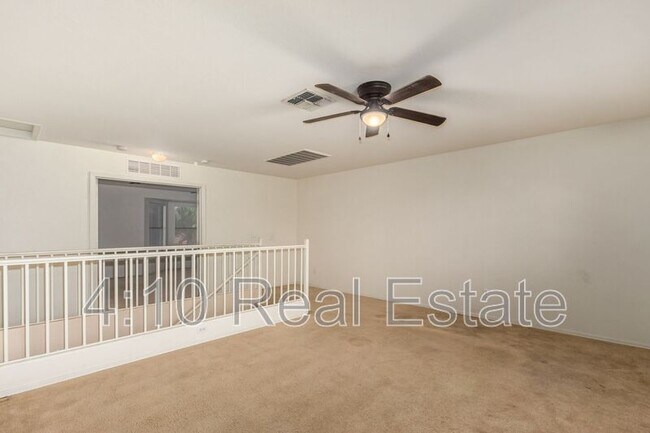 Building Photo - 3748 E Betsy Ln