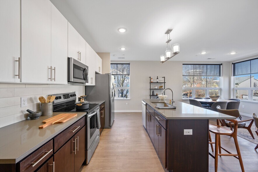 Building Photo - JRG Lofts