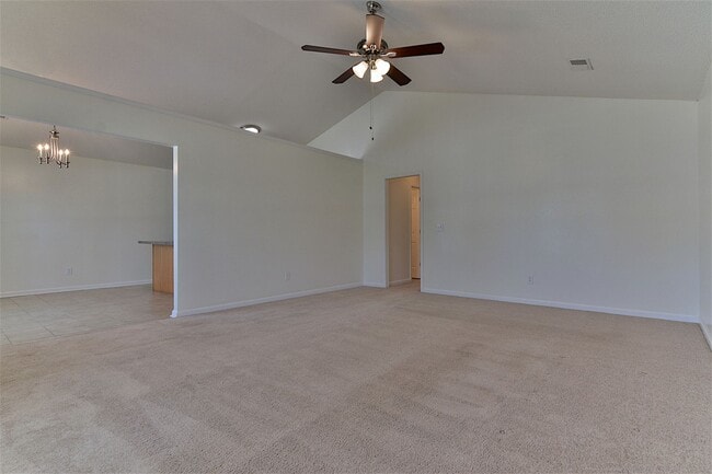 Building Photo - 321 Legend Oaks Dr