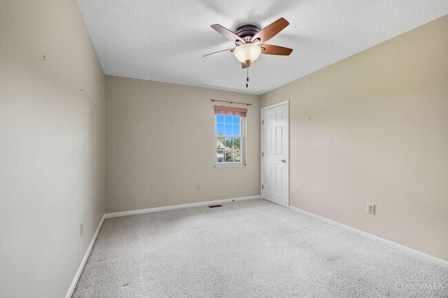 Building Photo - 6671 Foxfield Dr