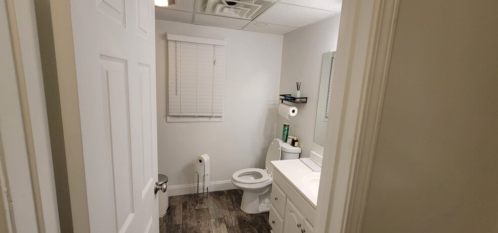 Building Photo - 3072 Planters Mill Dr