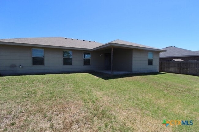 Building Photo - 2813 Settlement Rd