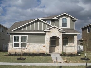 Building Photo - 1704 Willow Vista