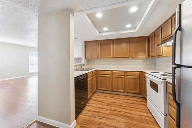 Building Photo - 2613 Alcott Ln
