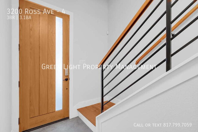 Building Photo - 3200 Ross Ave