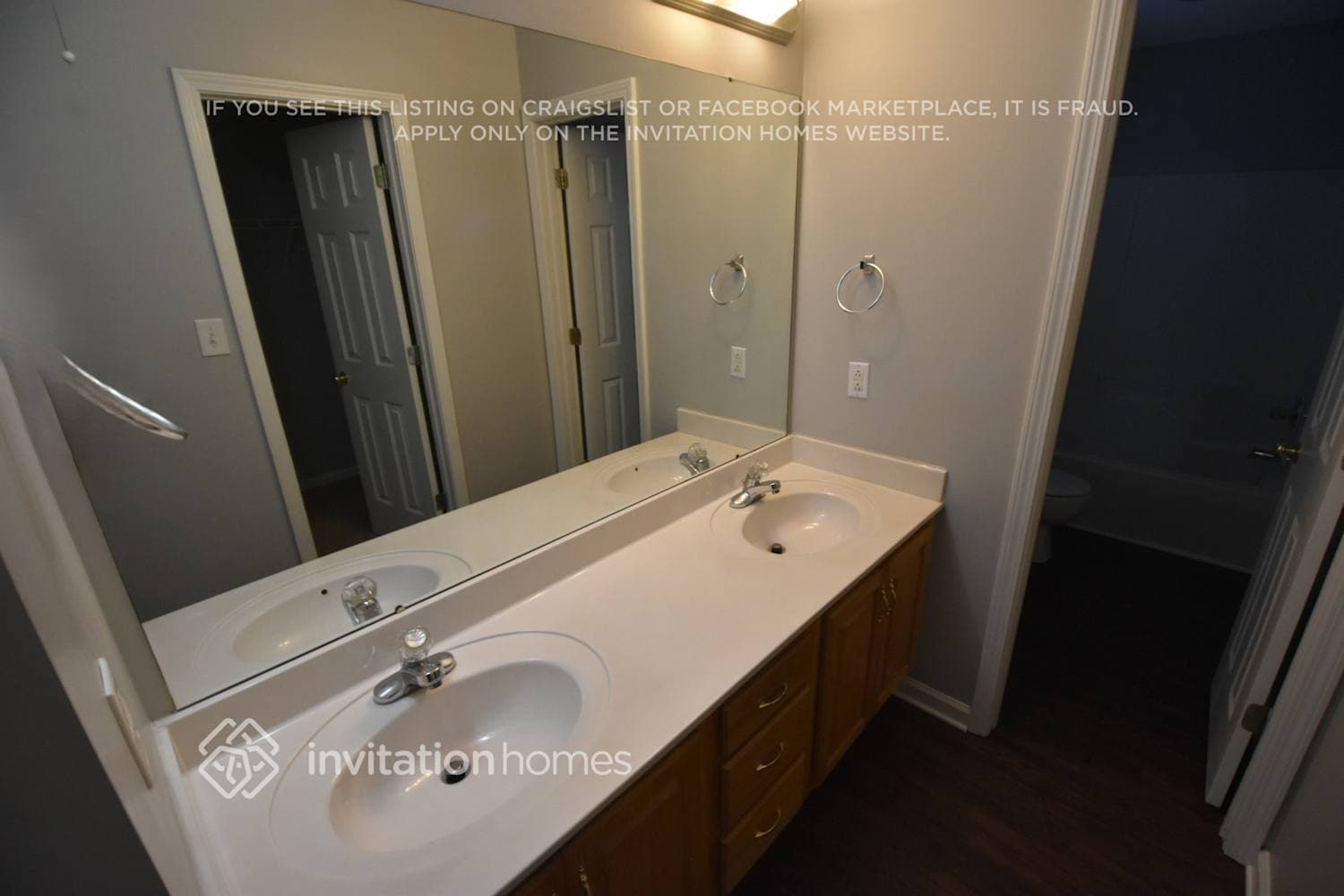 Building Photo - 507 Meadowbrook Dr